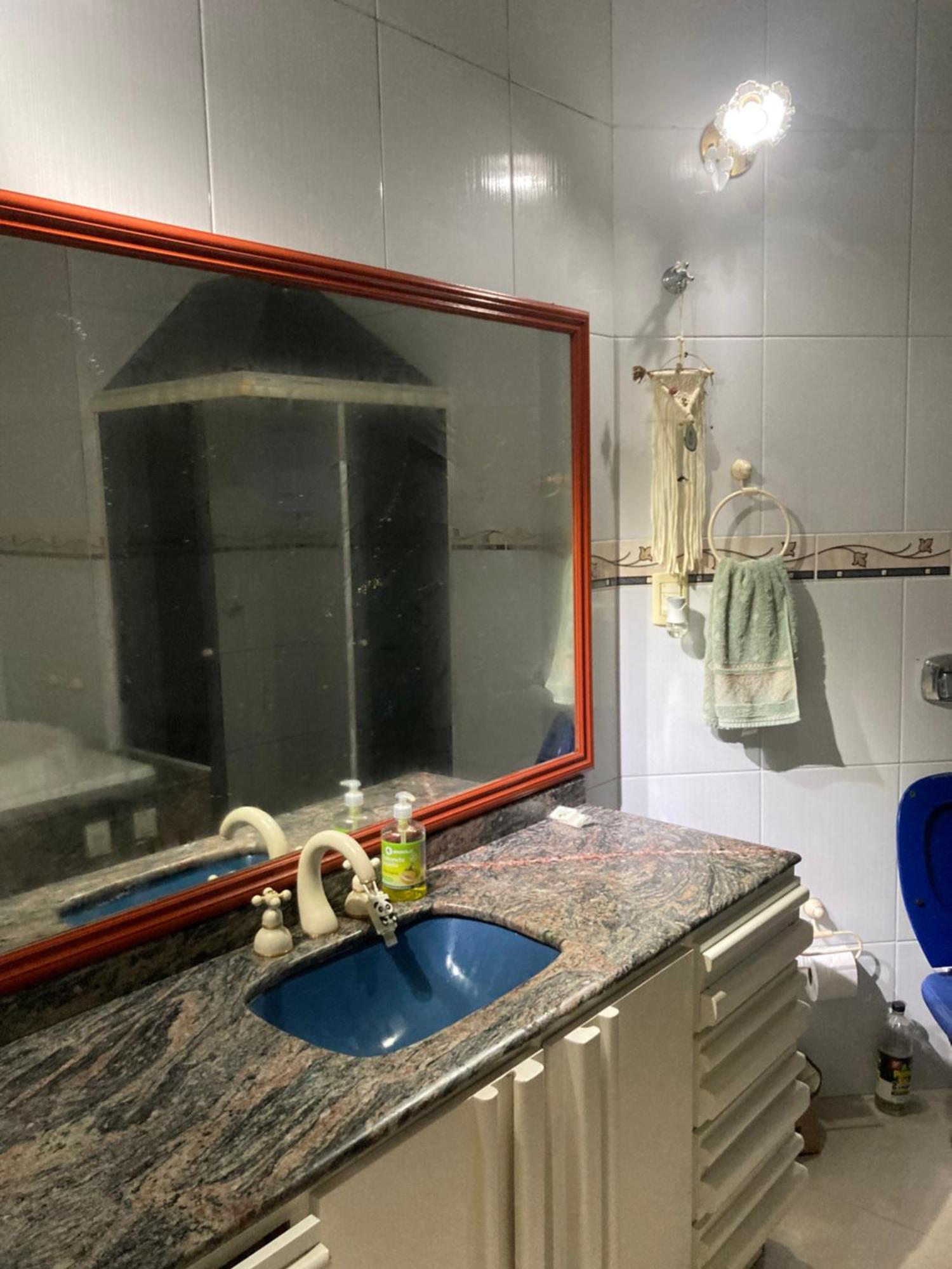 Homestay Privativa Com Cama Queen Em Casa Ampla E Confortavel Em Casa Compartilhada Palhoca