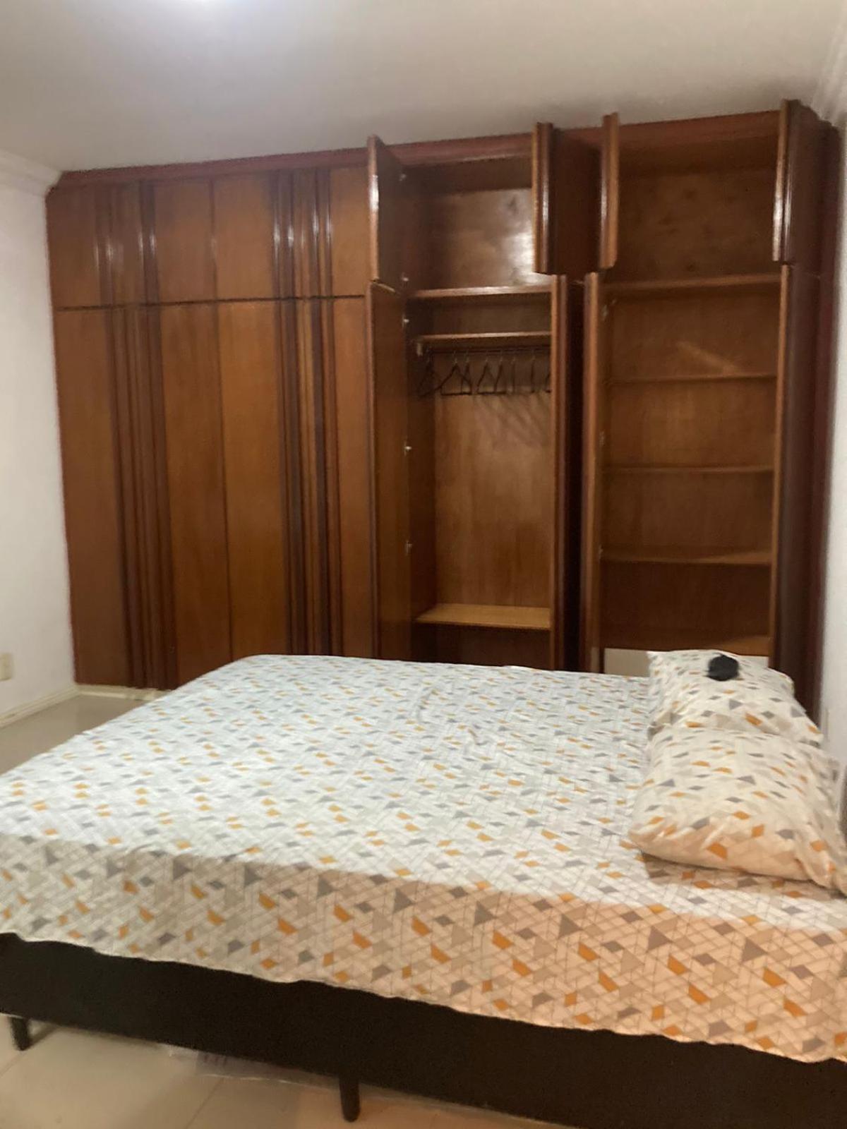 Homestay Privativa Com Cama Queen Em Casa Ampla E Confortavel Em Casa Compartilhada *